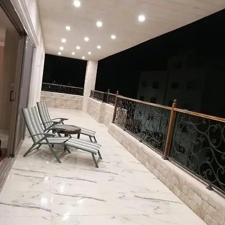 Beautifull Rooftop With An Amazing Terrace View Exterior foto